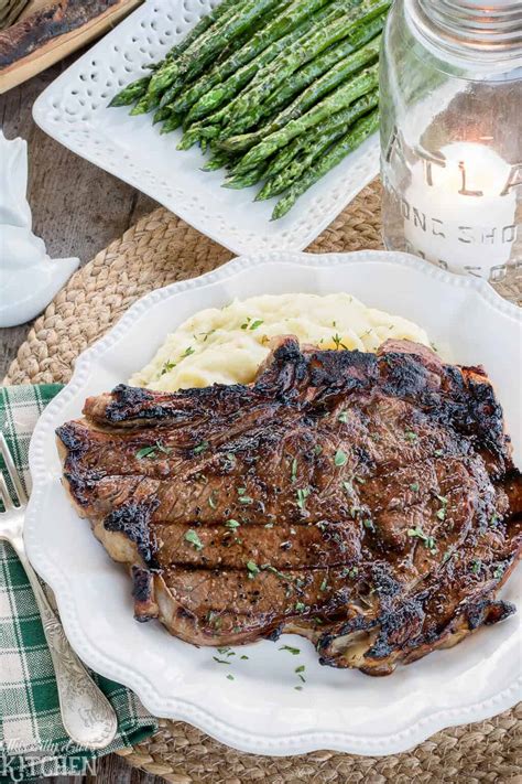 best-steak-marinade-for-grilled-ribeye-steaks-works image