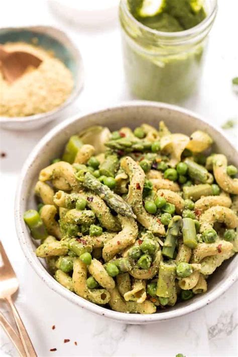 one-pot-spring-pesto-pasta-with-peas-asparagus image