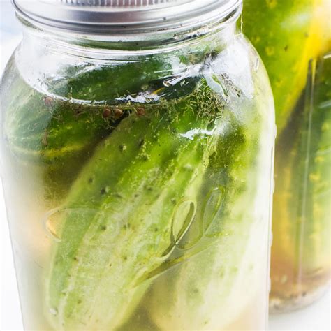 half-sour-pickles-new-york-crunchy-pickles image