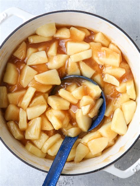 homemade-apple-pie-filling-for-canning-completely image