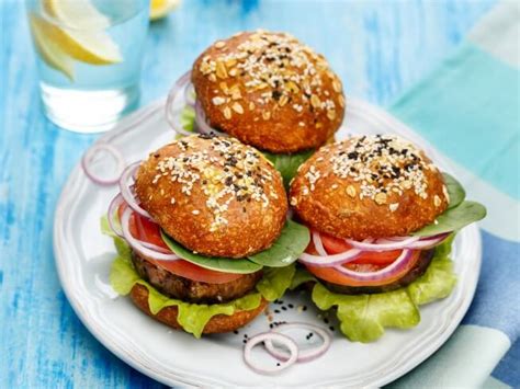 grilled-portabella-mushroom-burgers image