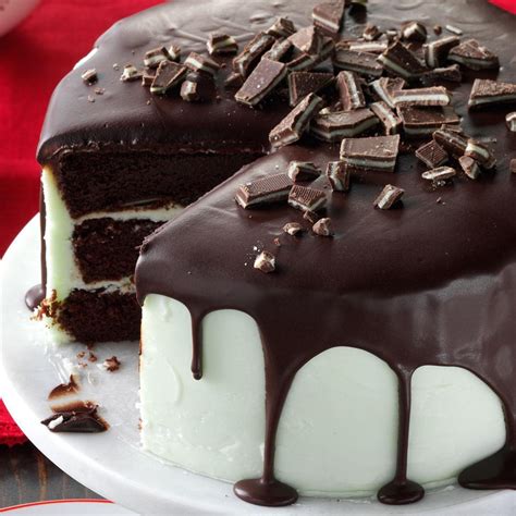 mint-frosted-chocolate-cake-recipe-how-to-make-it image