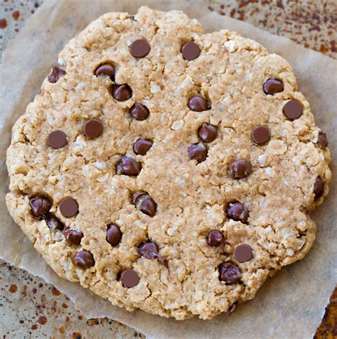 vegan-chocolate-chip-oatmeal-cookie-for-one image