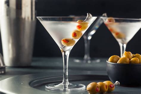 this-is-the-only-vodka-martini-recipe-youll-ever image