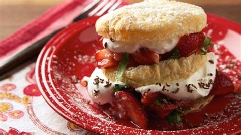 italian-style-strawberry-shortcake-recipe-food image