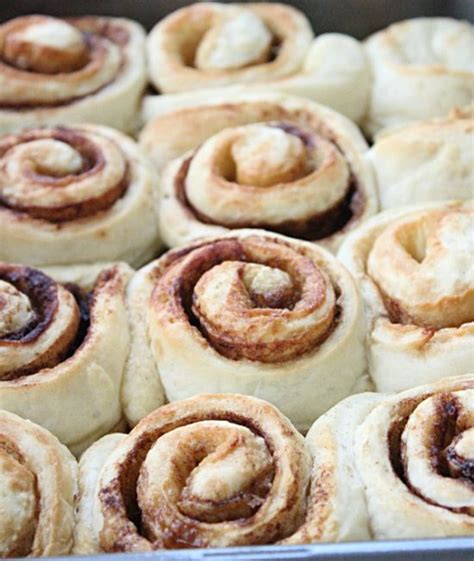 frozen-bread-dough-cinnamon-rolls-table-for-seven image