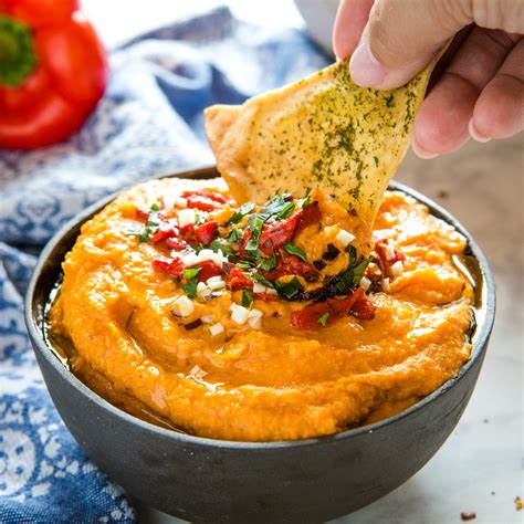 easy-roasted-red-pepper-hummus-the image