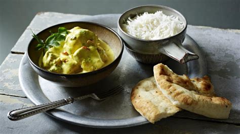 easy-chicken-tikka-masala-recipe-bbc-food image