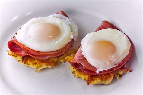 irish-hash-brown-eggs-benedict-gluten-free-the image