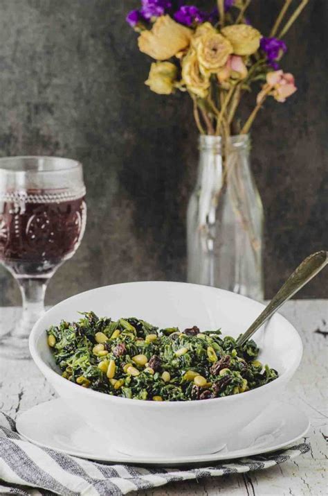 espinacas-a-la-catalana-spinach-with-pine-nuts-and image
