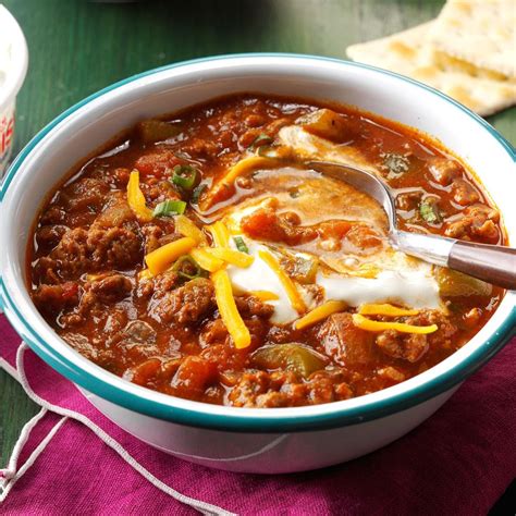 hearty-slow-cooker-chili-recipe-how-to-make-it-taste image