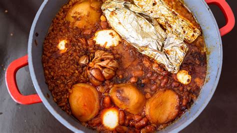 the-brief-history-of-cholent-and-why-you-should-be image