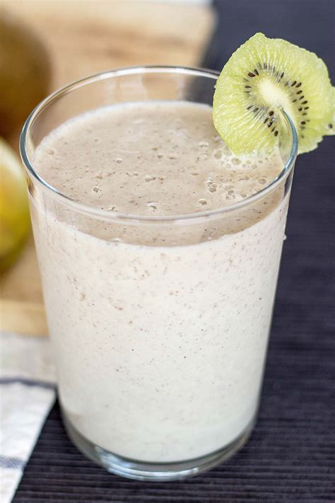spicy-kiwi-banana-smoothie-perfect-for-breakfast image
