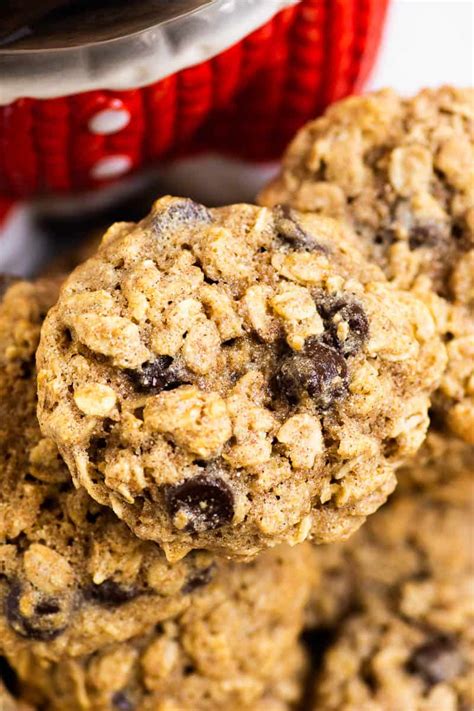 healthy-oatmeal-cookies-with-chocolate image