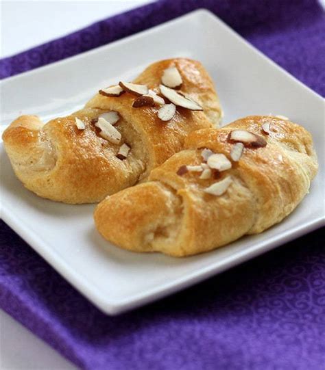 honey-cream-cheese-crescent-rolls-butter-with image