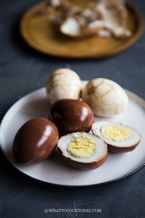 telur-pindang-indonesian-braised-hard-boiled-eggs image