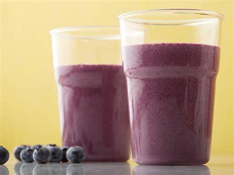 blueberry-blast-smoothie-recipe-ellie-krieger-food image