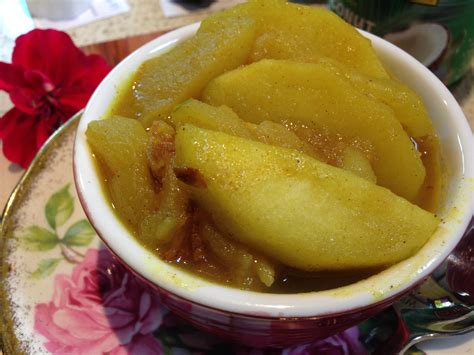 hot-buttered-apples-with-tumeric-and-ginger image