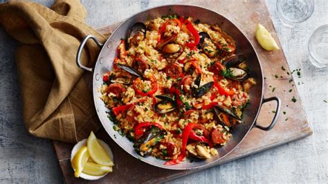 chicken-and-chorizo-paella-recipe-bbc-food image