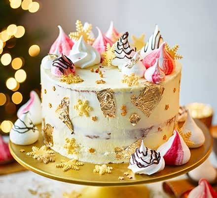 white-chocolate-orange-cranberry-christmas-cake image
