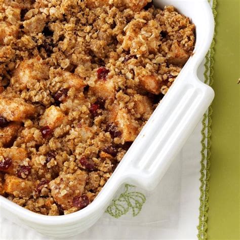 cranberry-and-pear-crisp-recipe-how-to-make-it image