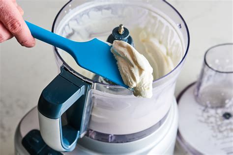 the-best-way-to-make-whipped-cream-food image