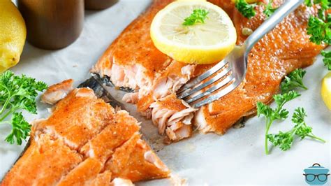 perfect-smoked-salmon-the-country-cook image