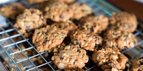 joses-oatmeal-peanut-butter-chocolate-chip-cookies image