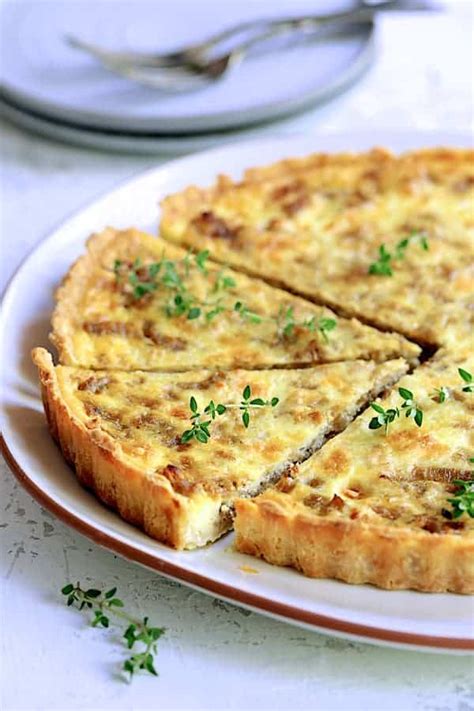 caramelized-onion-tart-recipe-with-goat-cheese image