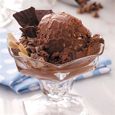 chocolate-crunch-ice-cream-recipe-how-to-make-it image