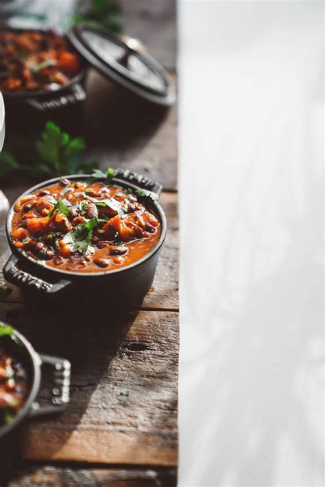 bean-and-lentil-chili-recipe-vegan-foodbymaria image