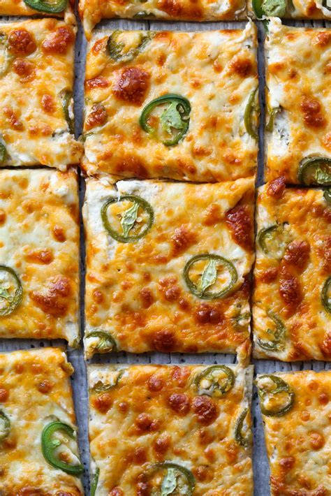 jalapeno-popper-pizza-the-ultimate-party-food image