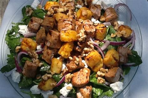 grilled-ahi-tuna-pineapple-spinach-salad-a1 image