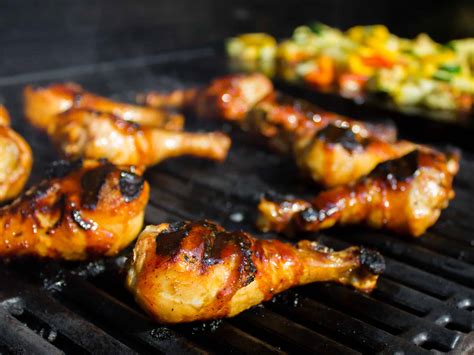 how-to-grill-chicken-drumsticks-on-a-gas-grill-the image