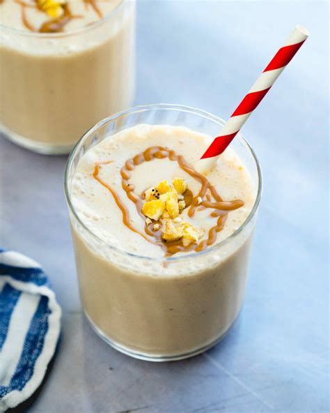 best-peanut-butter-smoothie-3-ingredients-a image