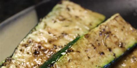 grilled-zucchini image