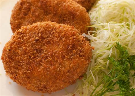 korokke-japanese-potato-and-ground-meat-croquettes image