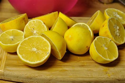 meyer-lemon-curd-food-in-jars image