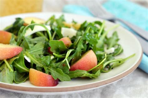 recipe-peach-and-arugula-salad-kitchn image