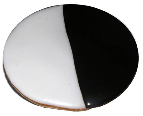black-and-white-cookie-wikipedia image