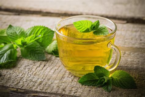 health-benefits-of-peppermint-tea-medical-news-today image