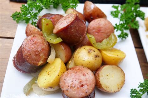 smoked-sausage-and-potato-bake-great-grub image