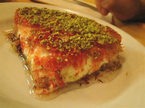 knafeh-recipe-for-the-most-fabulous-middle image