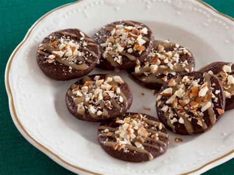 cinnamon-spiced-hot-chocolate-cookies-food image