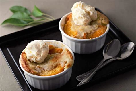 easy-individual-peach-cobbler-for-two-zona-cooks image