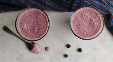 blueberry-pomegranate-smoothie-toast-at-home image