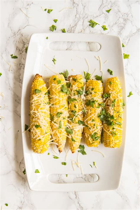garlic-parmesan-grilled-corn-on-the-cob image