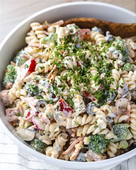 ranch-pasta-salad-recipe-creamy-and-veggie-packed image