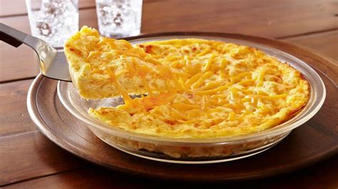 impossibly-easy-mac-and-cheese-pie image