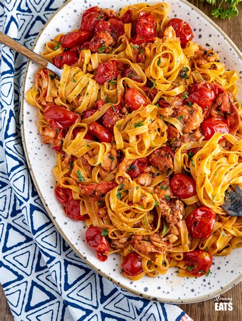 buttery-lobster-pasta-with-fresh-grape-tomatoes image